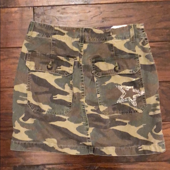 Camo skirt - Picture 2 of 2